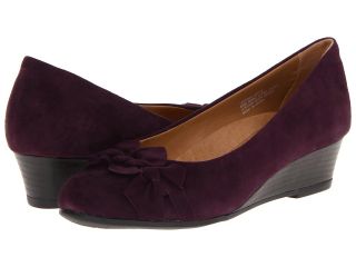 Earth Teaberry Womens Wedge Shoes (Burgundy)