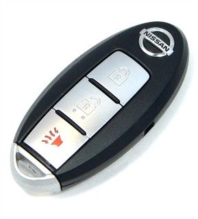 2012 Nissan Rogue Keyless Entry Remote / key combo   Used