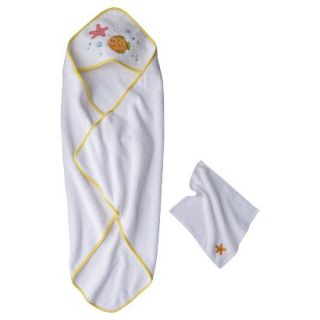 Luvable Friends Newborn Hooded Towel and Washcloth Set   Yellow