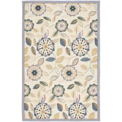 Hand hooked Floral Garden Ivory/ Blue Wool Rug (79 X 99)