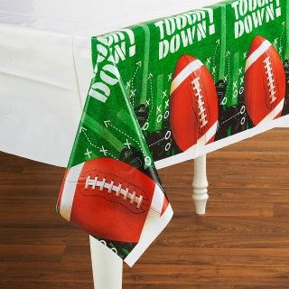 Football Frenzy Plastic Tablecovers