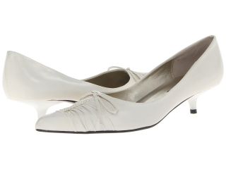 Chinese Laundry Gentle Kid Womens 1 2 inch heel Shoes (White)