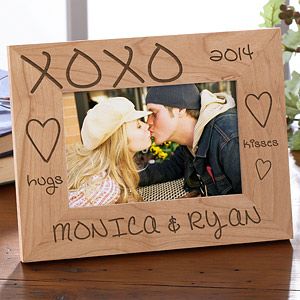 Personalized Wood Photo Frames   Hugs and Kisses Design