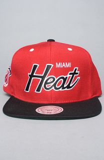 Mitchell & Ness The Miami Heat Script 2Tone Snapback Cap in Black Red