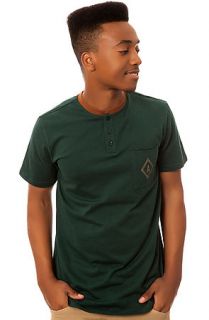 Altamont Shirt Bole Pocket Henley in Dark Green