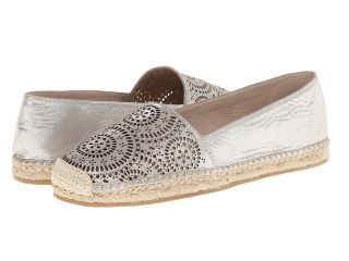 Vince Camuto Dalmi Womens Slip on Shoes (Gray)
