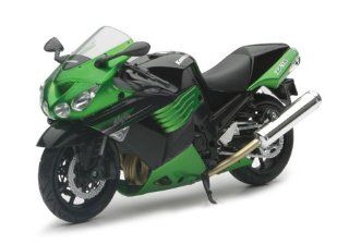 1/12 KAWASAKI ZX 14 STREET BIKE (2011), Brand NEW RAY, Manufacturer Part Number 57433 CR, Weight 0.48, Stock Photo   Actual parts may vary, Manufacturer NEW RAY Automotive