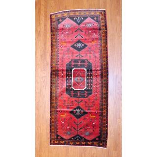 Persian Hand knotted 1970's Hamadan Red/ Black Wool Runner (4'4 x 10'2) Runner Rugs