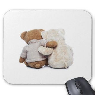 Back view of two Teddy bears hugging each other Mousepad