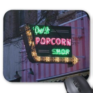 Del's Popcorn Decatur, IL Mouse Mat