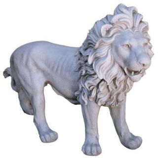 Design Toscano 25 1/2 in. Regal Lion of Grimshaw Manor Statue DISCONTINUED KY167