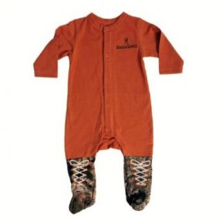 BROWNING BRB007.330 TEXAS ORANGE ONE PIECE BABY PAJAMAS ORG. /CAMO ACCENTS Infant And Toddler Layette Sets Clothing