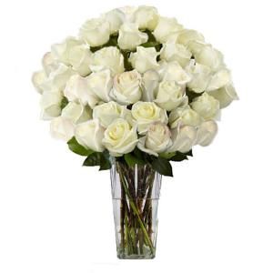 The Ultimate Bouquet Gorgeous White Rose Bouquet in Clear Vase (36 Stem), Overnight Shipping Included WRB355