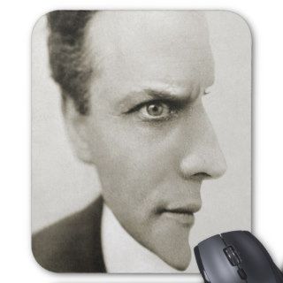 Houdini Optical Illusion Mouse Pads