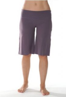 Beyond Yoga Supplex Bermuda Short (Vintage Violet, X Small)  Clothing