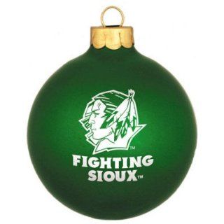 University of North Dakota Fighting Sioux Fighting Sioux Glass Bulb Ornament (Gn Green /   )  Sports Fan Hanging Ornaments  Sports & Outdoors