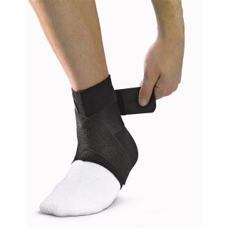 Mueller Neoprene Ankle Support with Dual Compress   Size Large, Black (965LG)