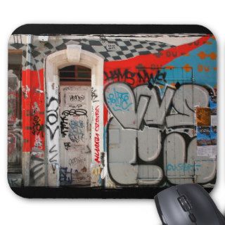 Urban art graffitis mouse pad