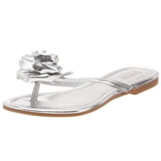 GUESS Women's Arivica Thong Sandal,Silver,6 M US Shoes