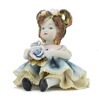 Porcelain Figurine "Molly"   Sorelle   Collectible Figurines