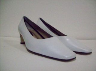 Vaneli Women's 'Acorn' Leather Pump (10W White) Shoes