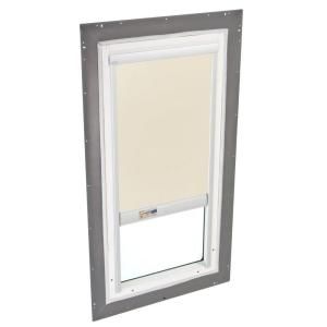 VELUX 22 1/2 x 46 1/2 in. Fixed Pan Flashed Skylight with Tempered LowE3 Glass and Beige Solar Powered Blackout Blind QPF 2246 205DS01