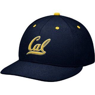 Nike Cal Golden Bears Navy Blue College 643 Fitted Hat (7)  Baseball Caps  Sports & Outdoors