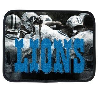 iPad 2 & iPad 3 pouch cover with Detroit Lions logo design Cell Phones & Accessories