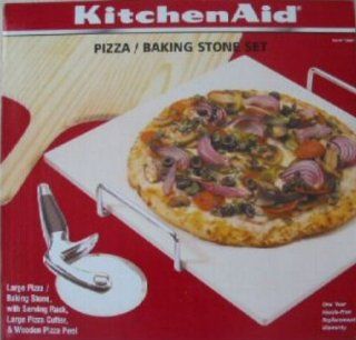 KitchenAid Pizza / Baking Stone, Cutter & Peel 4 Piece Set Kitchen & Dining