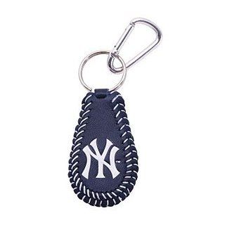 New York Yankees Team Color Baseball Keychain  Sports Related Key Chains  Sports & Outdoors