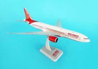 Hogan Wings Air India 777 200LR Model Airplane Toys & Games