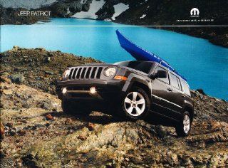 2011 Jeep Patriot Mopar Dealer Accessories Sales Brochure Catalog  
