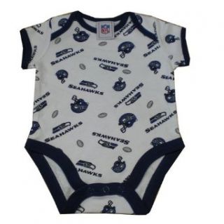Brand new NFL Seattle Seahawks baby outfit white   0   3   (011091 011092)  Clothing