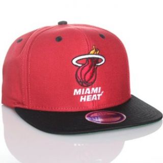 NBA Miami Heat Flat Bill Classic Style Snapback Hat Cap (Red Black)  Sports Fan Baseball Caps  Clothing