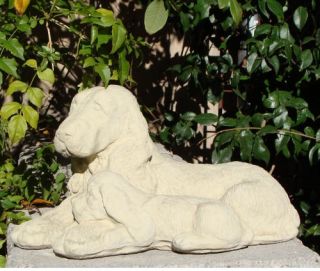 Vintage Cocker Spaniel with Pup Garden Statue   Garden Statues