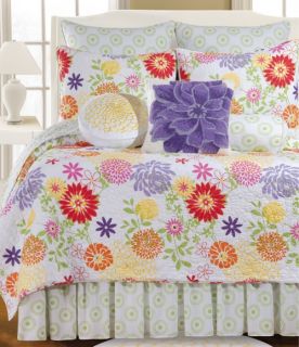 C and F Enterprises Lilly Bedding Set   Quilts & Coverlets