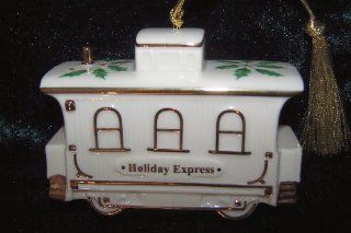 Lenox Caboose Holiday Express Ornament Accent Plates Kitchen & Dining