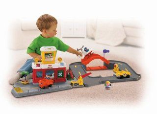 Fisher Price Little People Airport Playset   Red Toys & Games