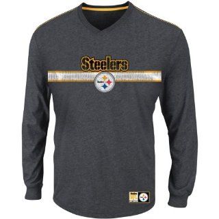 Pittsburgh Steelers Victory Pride V Long Sleeve T Shirt   Charcoal  Sports Fan Apparel  Sports & Outdoors