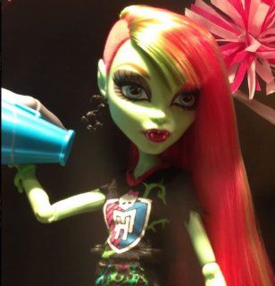 Monster High Venus McFlytrap Ghoul Spirit Doll Toys & Games