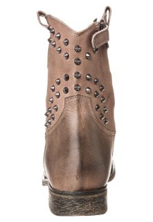Hip Cowboy/Biker boots   brown