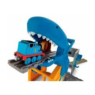 Thomas the Train Take  n Play Shark Exhibit Toys & Games