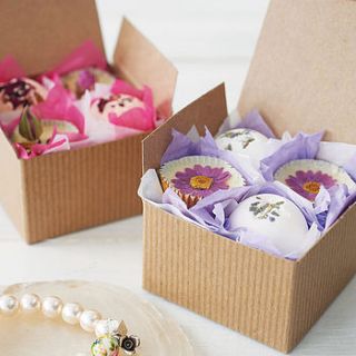 bath pamper gift box by bow boutique