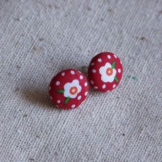 oopsy daisy fabric earrings by laurafallulah