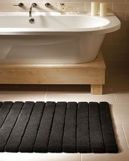 bamboo lined bathmats by hug rug