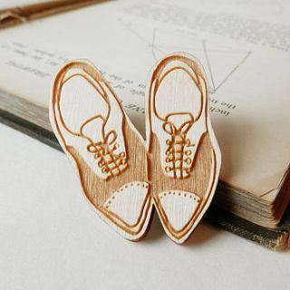 brogues wooden brooch by kate rowland illustration