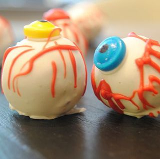 halloween cake balls by the cake nest