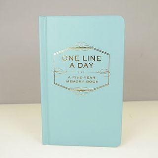 one line a day five year diary by begolden