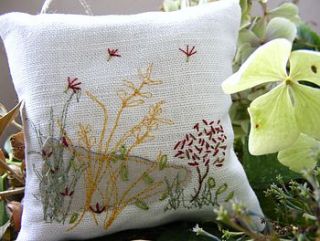 seeds lavender cushion by pipany