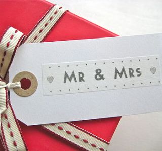 'mr & mrs' gift tag by chapel cards